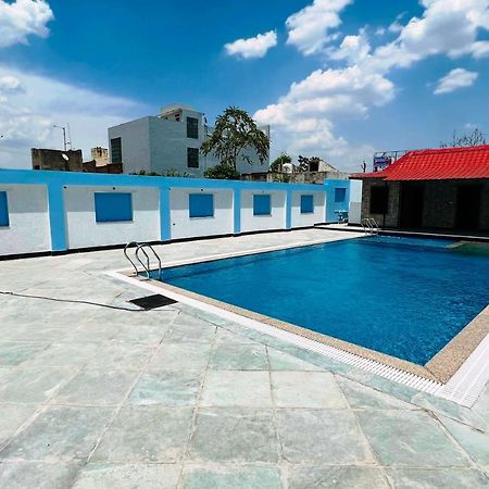Hotel The Mewar Dabok Exterior foto