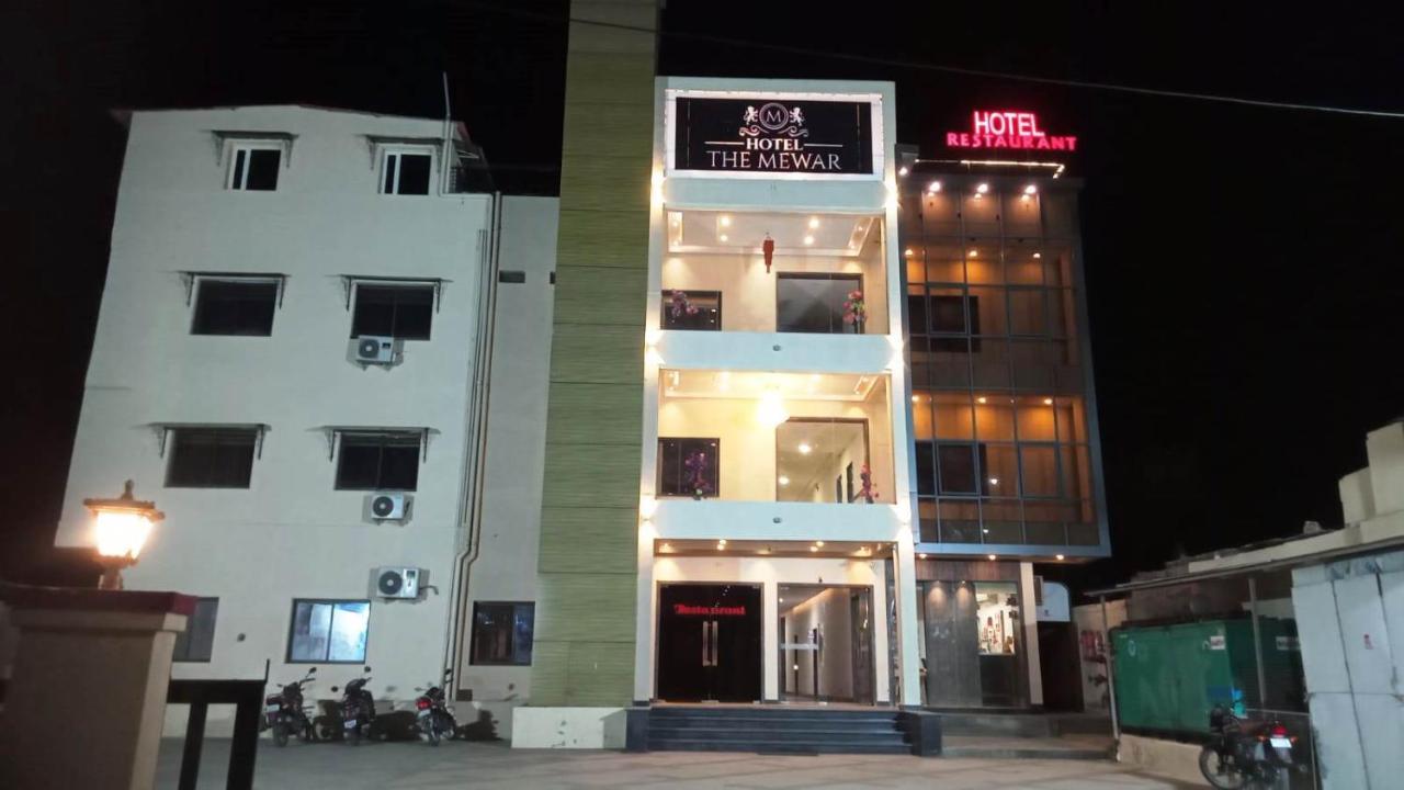Hotel The Mewar Dabok Exterior foto
